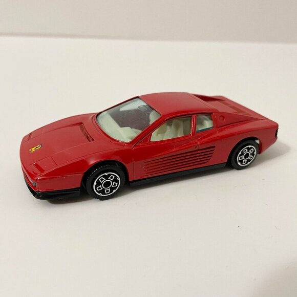 Burago 1/43 Ferrari GTO and Ferrari Testarossa Diecast Cars - Picture 13 of 16